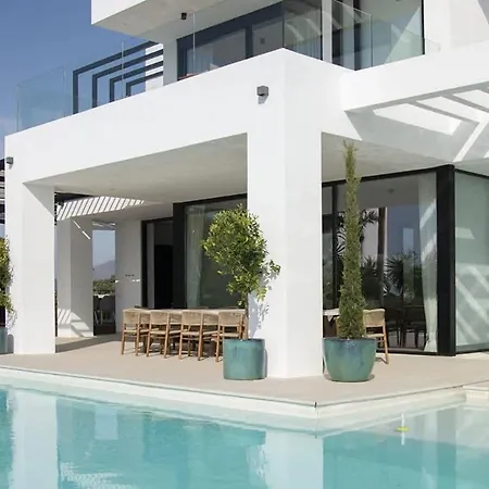Aria Contemporary Luxury In Paradise Εστεπόνα