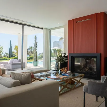 Aria Contemporary Luxury In Paradise