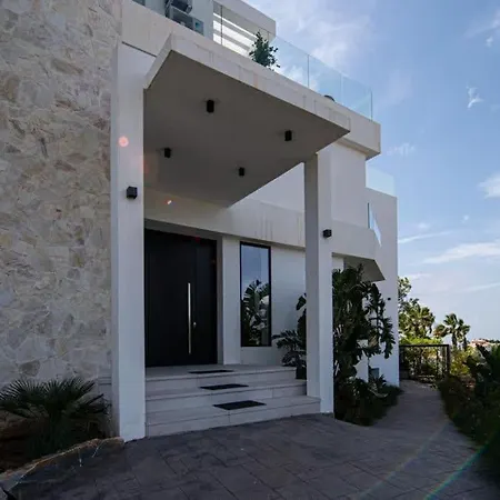 Aria Contemporary Luxury In Paradise * Εστεπόνα