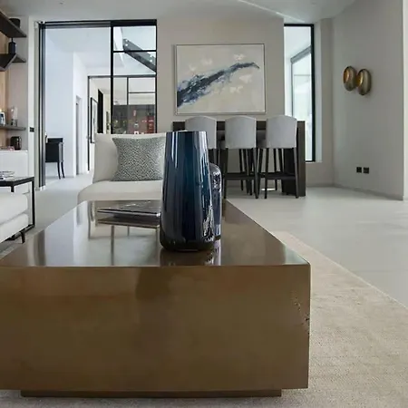 Aria Contemporary Luxury In Paradise